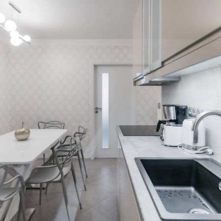 Pastel Art Deco 3Bdr Ruterra Apt Prag Dış mekan fotoğraf